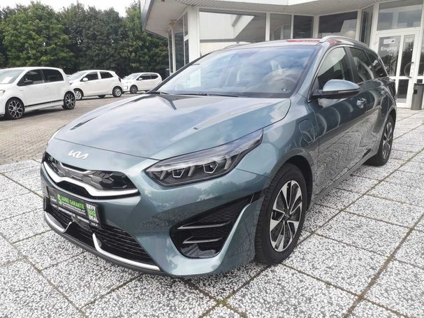 Kia Ceed 1.6 Plug-in Hybrid Vision 104 kW image number 1