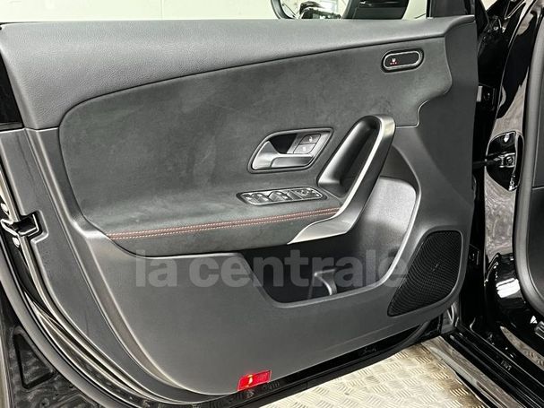 Mercedes-Benz A 180 100 kW image number 17