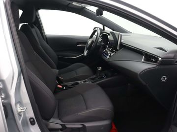 Car image 30