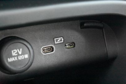 Car image 42