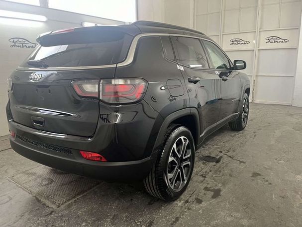 Jeep Compass Limited 96 kW image number 4