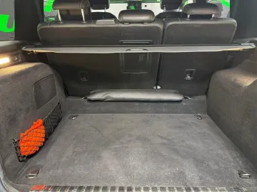 Car image 34