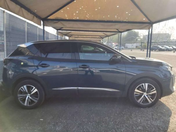 Peugeot 3008 BlueHDi Allure 96 kW image number 4