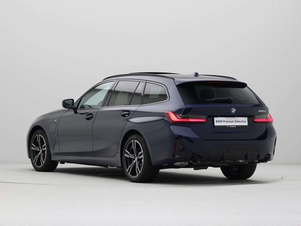 BMW 330e Touring 215 kW image number 7