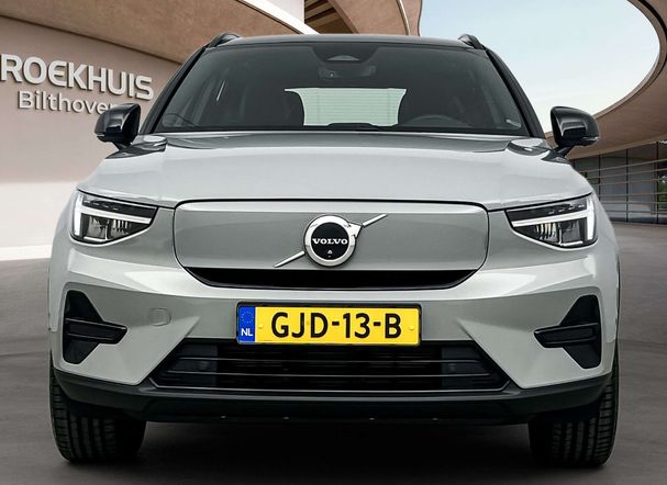 Volvo EX40 Extended Range Plus 185 kW image number 7