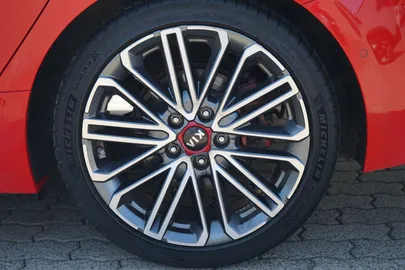 Car image 31
