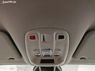 Car image 36