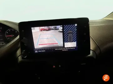 Car image 27