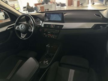 Car image 37