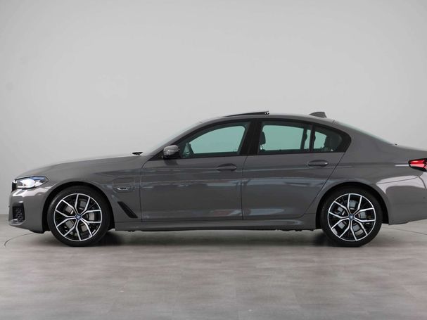 BMW 530 e 215 kW image number 13