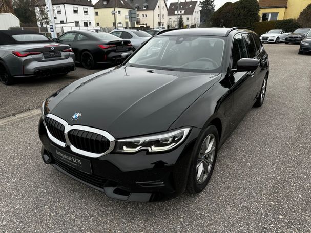 BMW 330 Touring xDrive 185 kW image number 1