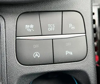 Car image 22