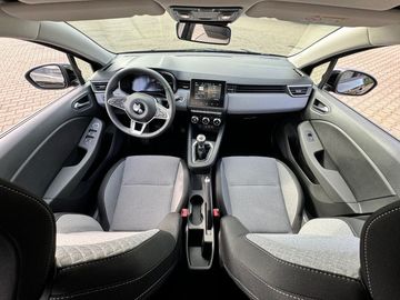 Car image 15