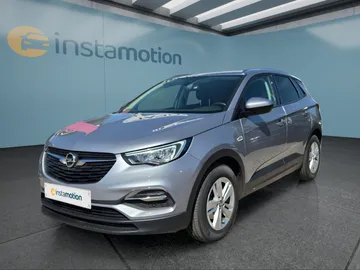 Car image 1