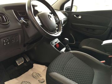 Car image 29