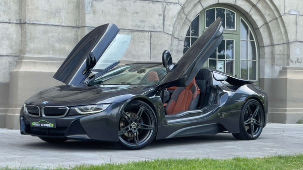 BMW i8 xDrive 170 kW image number 1