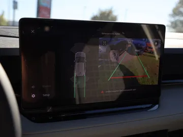 Car image 23