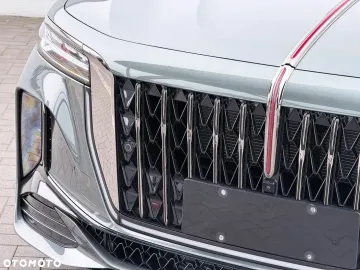 Car image 33