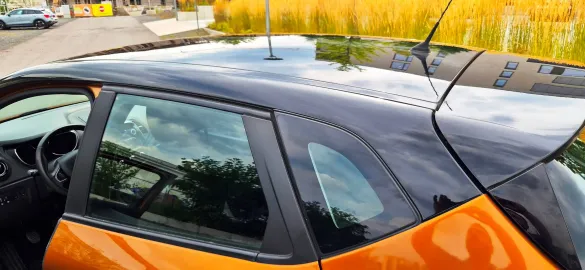 Car image 22