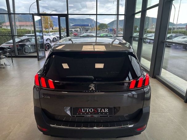 Peugeot 5008 BlueHDi 130 Allure 96 kW image number 8