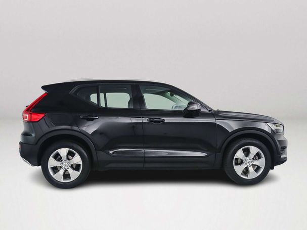 Volvo XC40 T3 Momentum Pro 120 kW image number 4