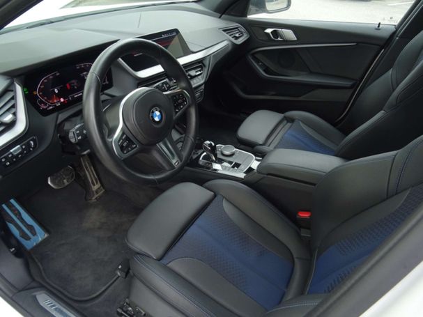 BMW 118i M Sport 101 kW image number 6