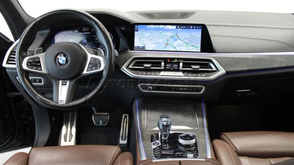 BMW X5 M50i xDrive 390 kW image number 25