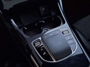 Car image 38