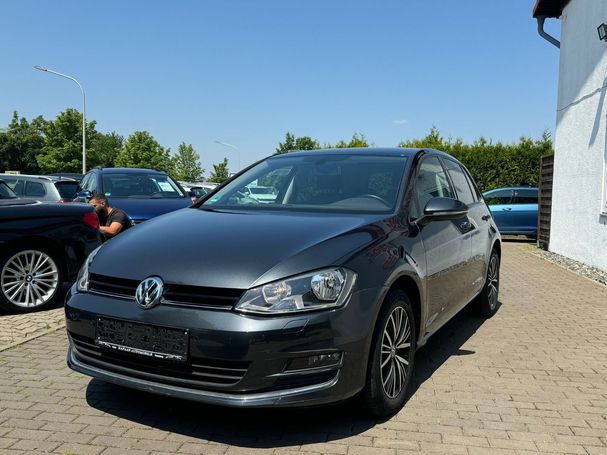 Volkswagen Golf 81 kW image number 1