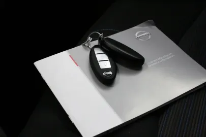 Car image 36