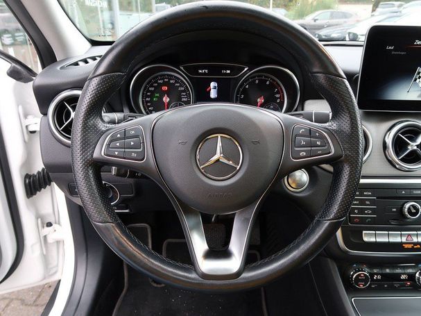 Mercedes-Benz GLA 180 90 kW image number 14