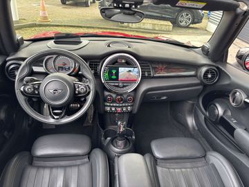 Car image 26