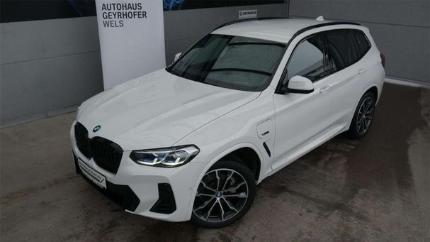 BMW X3 xDrive30e 215 kW image number 3