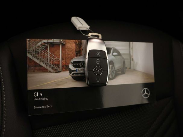 Mercedes-Benz GLA 200 120 kW image number 13