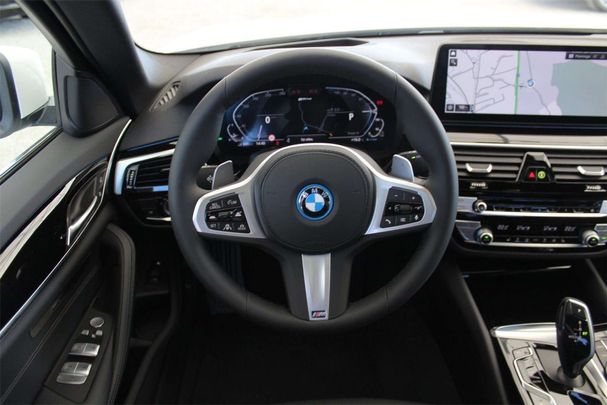 BMW 530 xDrive 215 kW image number 29