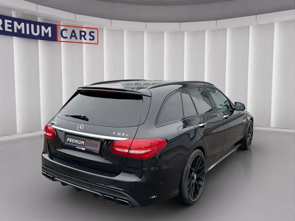 Mercedes-Benz C 63 AMG 375 kW image number 2