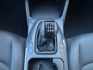 Car image 39