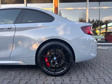 Car image 29