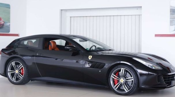 Ferrari GTC4Lusso Lusso 507 kW image number 4