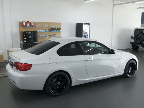 BMW 330d xDrive 180 kW image number 7