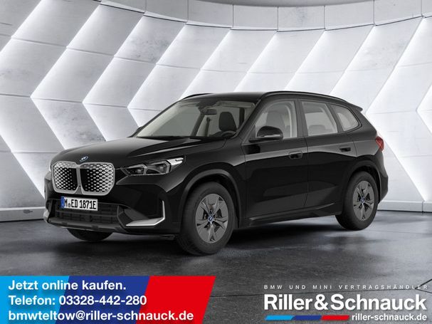 BMW iX1 xDrive30 230 kW image number 1