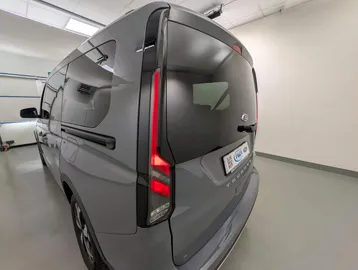 Car image 39