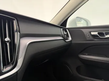 Car image 41