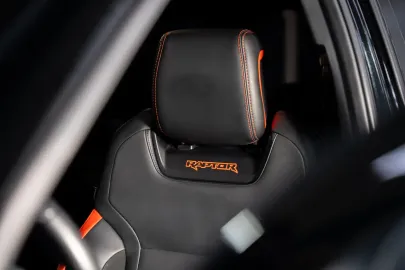 Car image 40