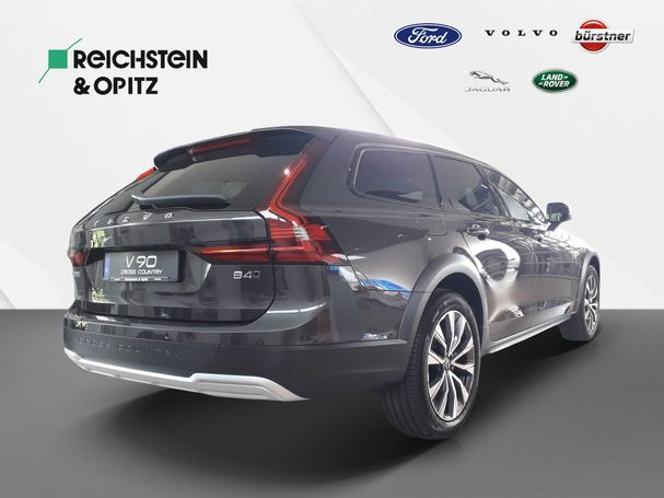 Volvo V90 Cross Country AWD B4 145 kW image number 2