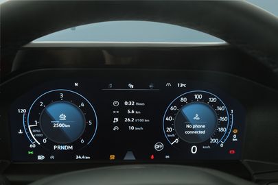 Car image 18
