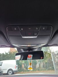 Car image 38