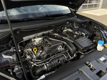 Car image 45