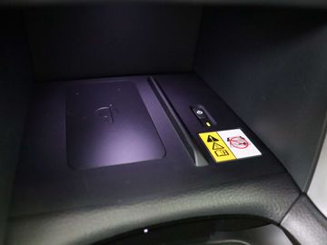 Car image 31