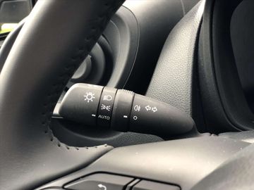 Car image 26